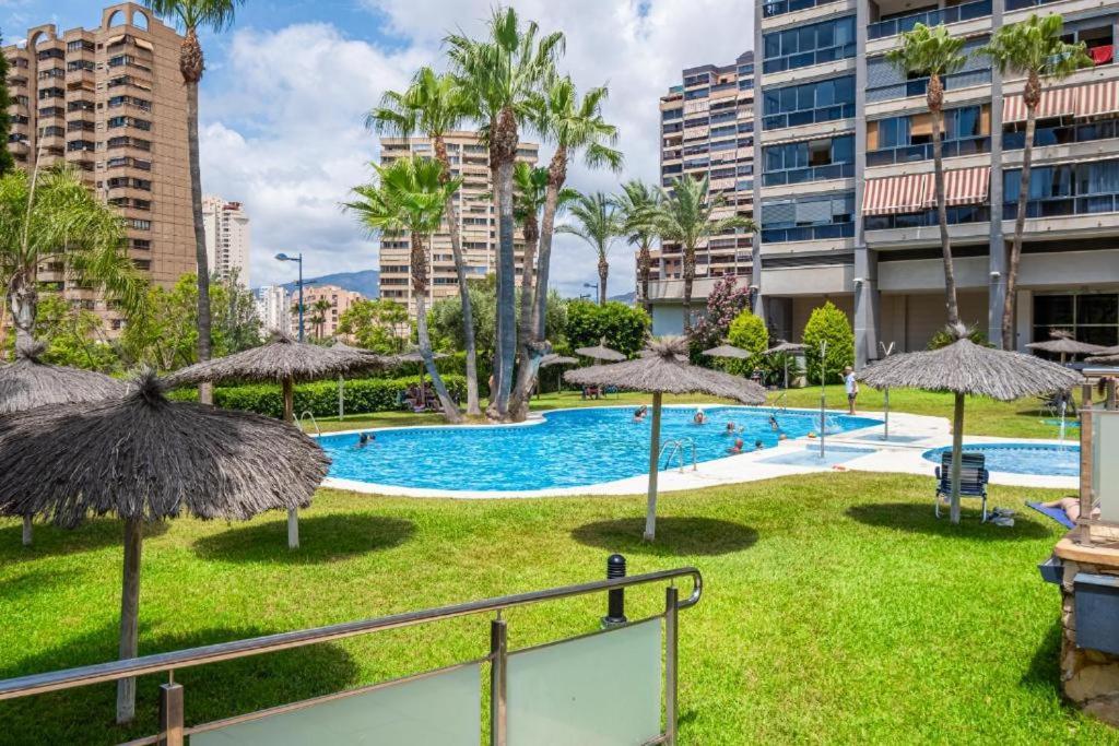 Apartamento Playa De Poniente Benidorm - Torre Dos Calas Eksteriør billede