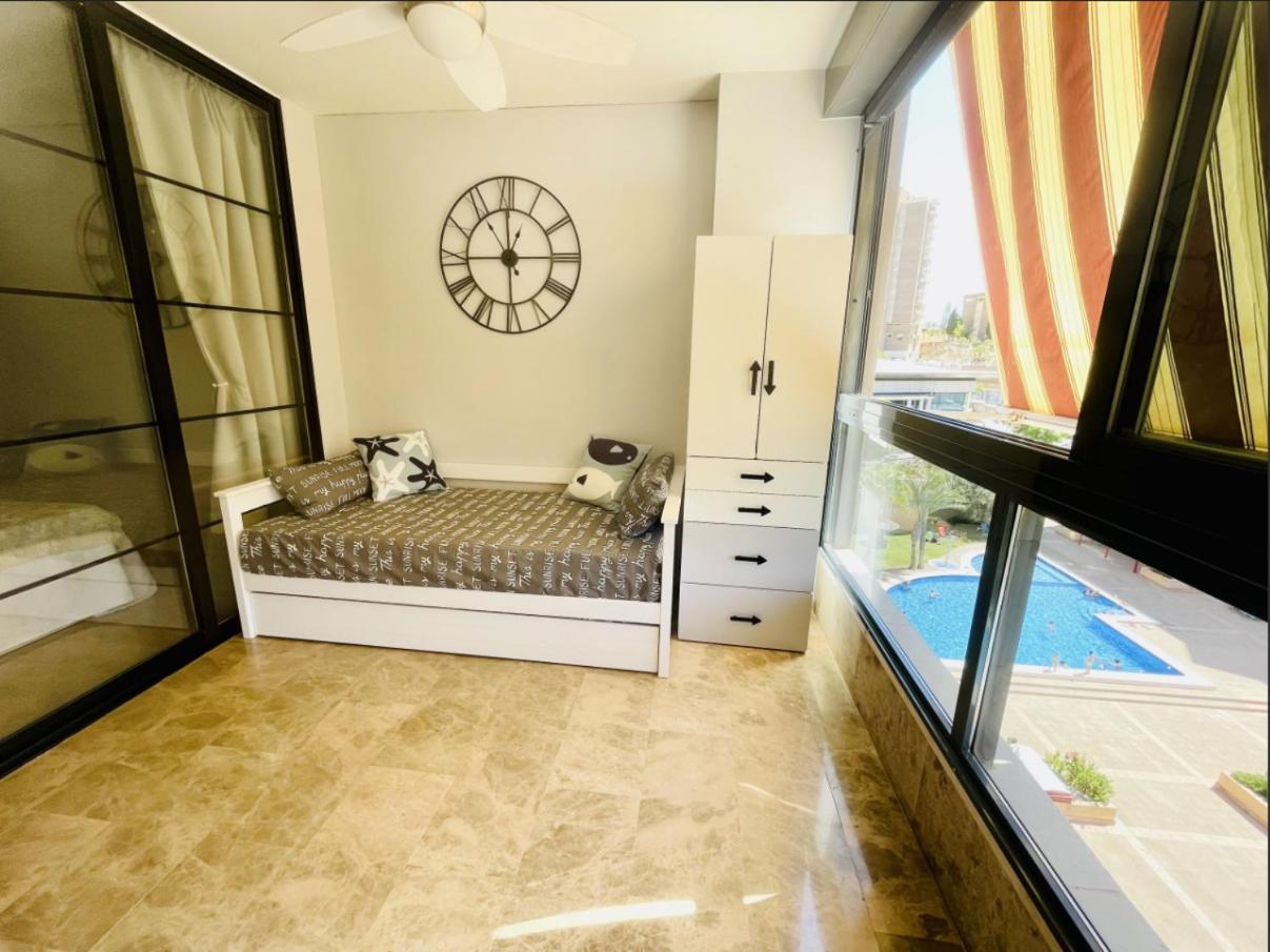 Apartamento Playa De Poniente Benidorm - Torre Dos Calas Eksteriør billede