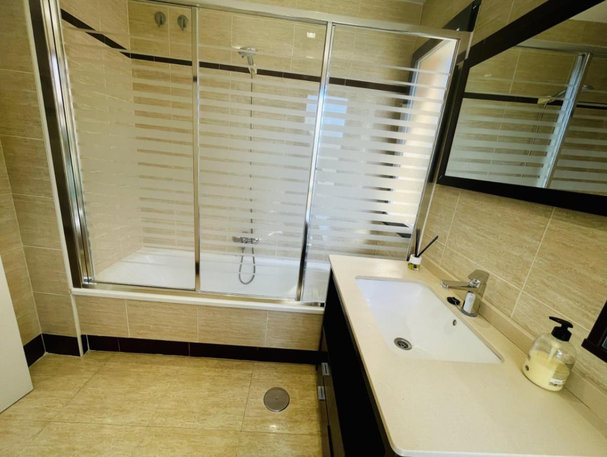 Apartamento Playa De Poniente Benidorm - Torre Dos Calas Eksteriør billede